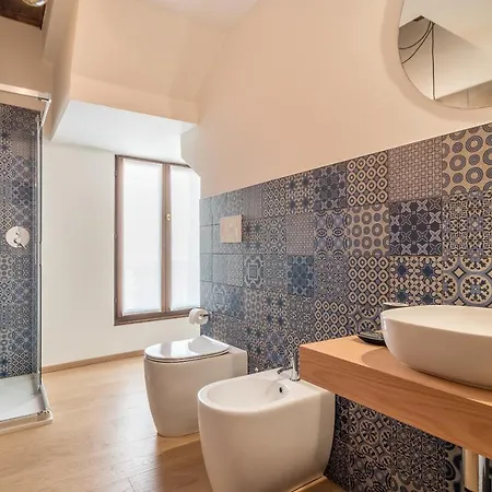 Blooms Botanical 3* Padova